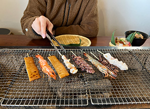 爐端 燈 AKARI